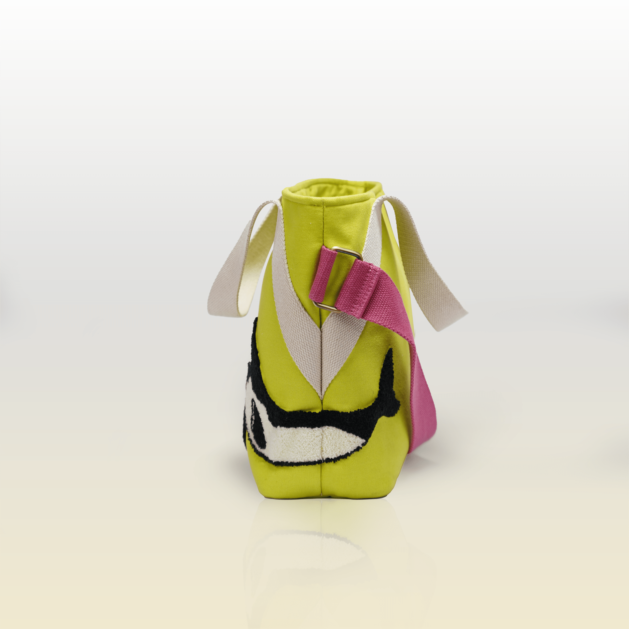 Chartreuse Wave Messenger Bag - Kaahu
PDP label: ASSYMETRIC EMBROIDERY