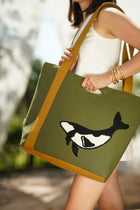 Silent Guardian Tote - Kaahu
PDP label: SHOULDER CARRY